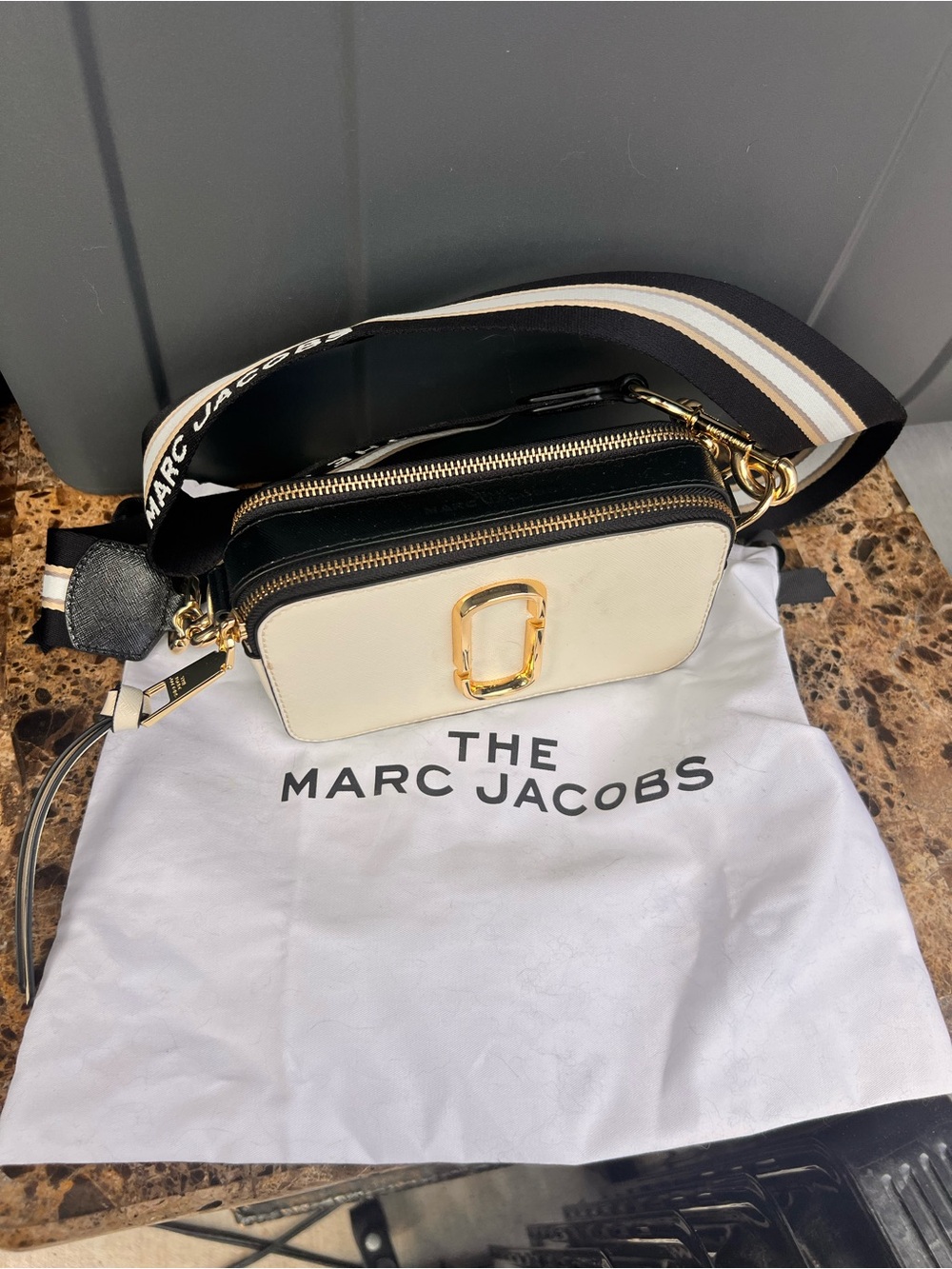 Marc Jacobs Two-Tone Snapshot Crossbody Bag — Black & Cream